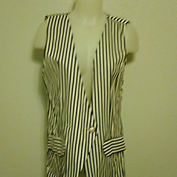 Women vest - Picture 1 of 1